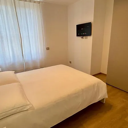 Guest house Chorus &