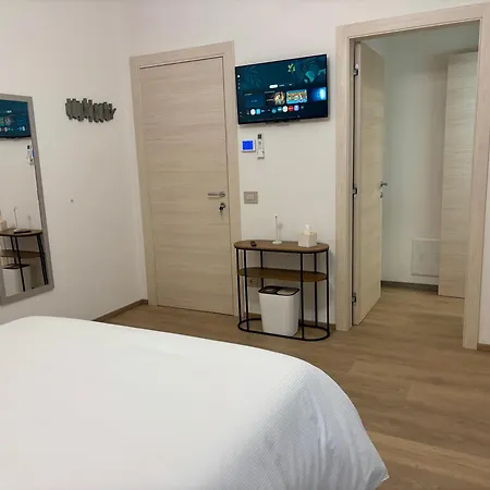 Chorus & Guest house