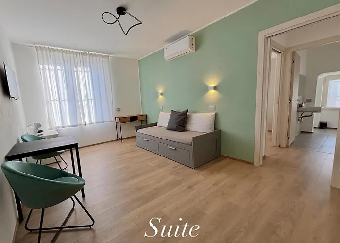 Guest house Chorus & 3*