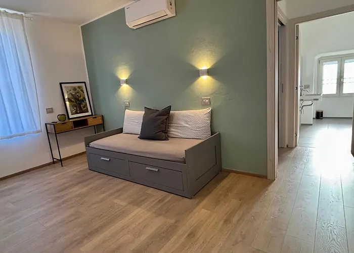 Chorus & Guest house 3*