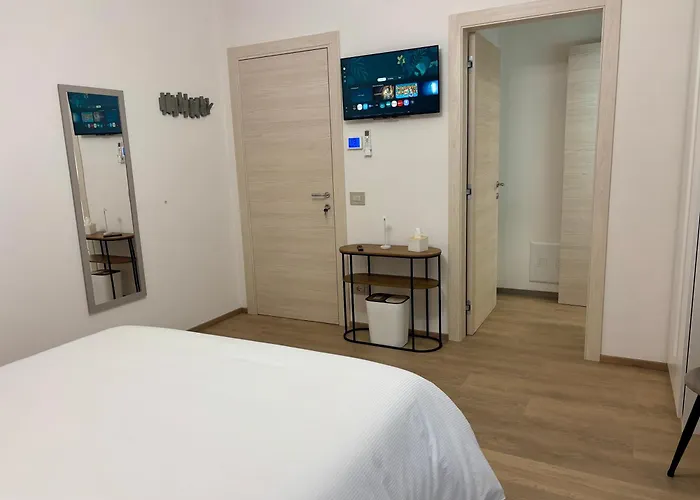 Chorus & Guest house